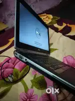 DELL laptop Intel core i7 RAM 4.00 118GBdisk