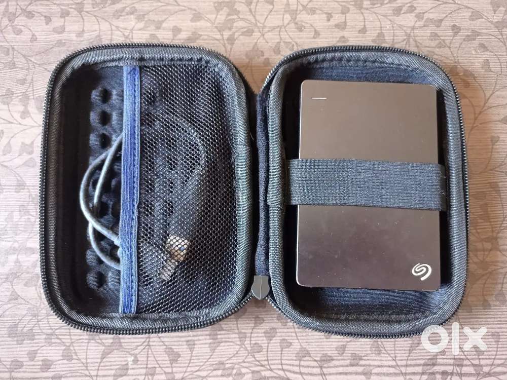 Sandisk 1TB Harkdisk with Zip Box