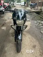 बजाज पल्सर 150cc (2011) माॅडेल गुड कंडिशन बाईक अर्जंट विकणे आहे.