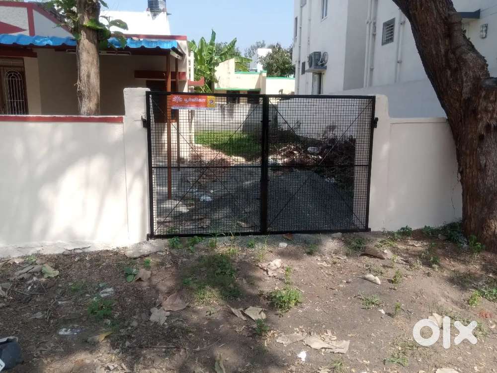 Very near to Trichy road and gandhigramam ground