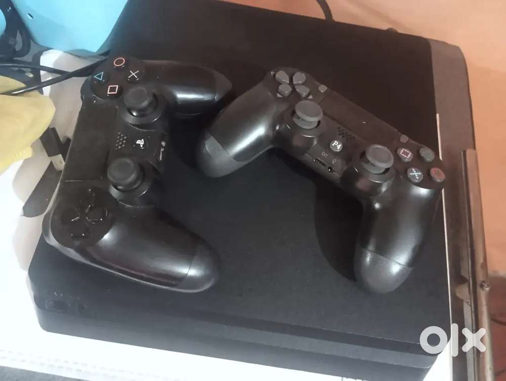 Ps4 sell 1 tb 2 controller fix price