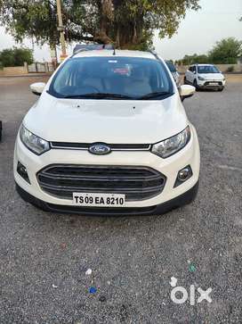 Ford Ecosport 2014 Petrol Well Maintained.