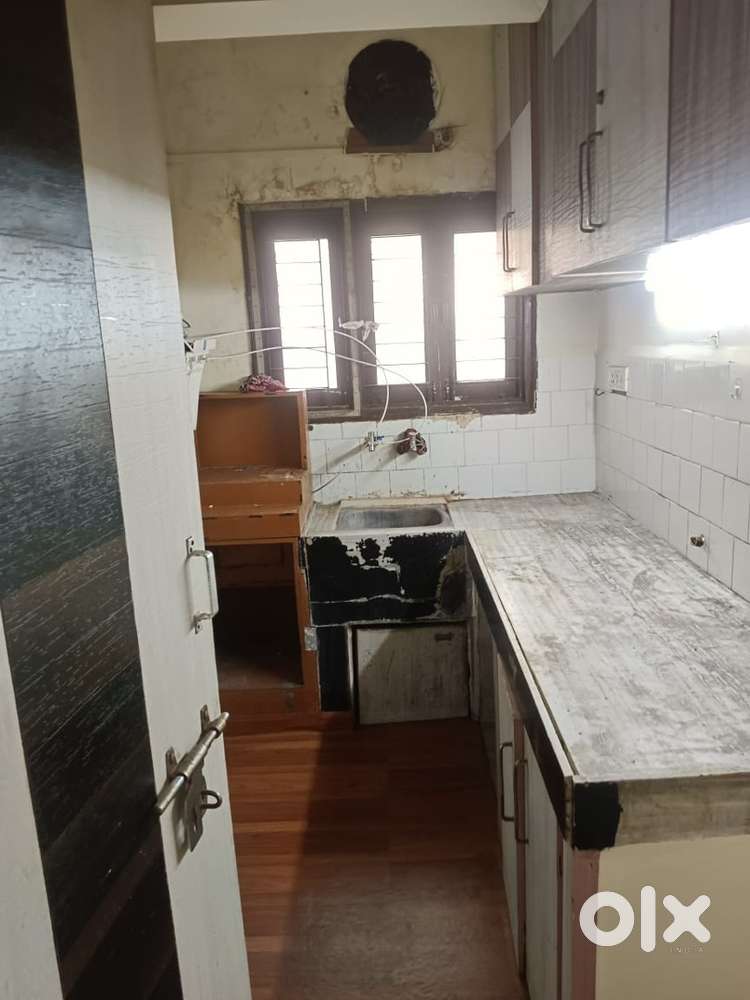 1bhk furnished flat available on rent chandrlok square indore