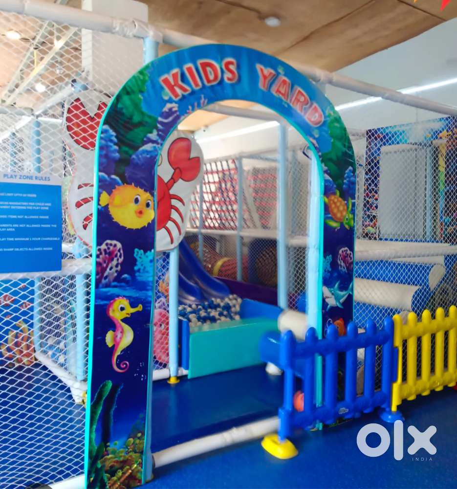 Kids play zone assistance