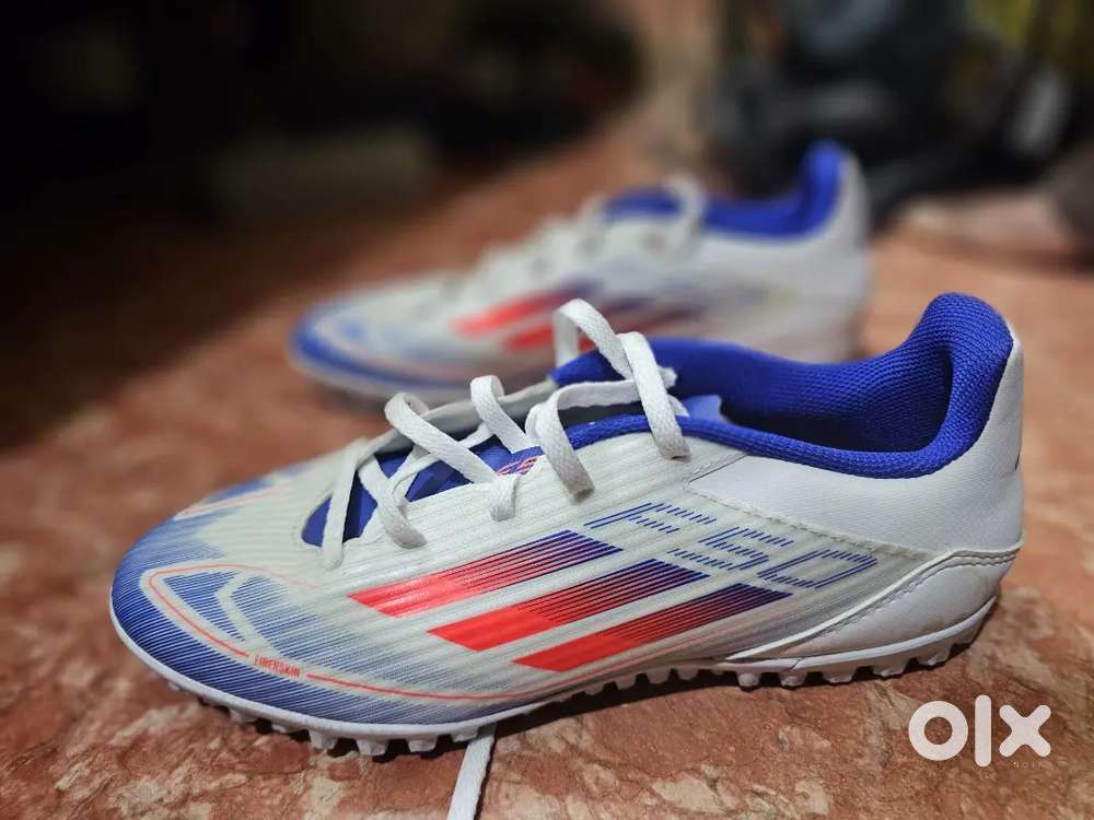 Adidas F50 Turf Football Boots - UK 7, Like New