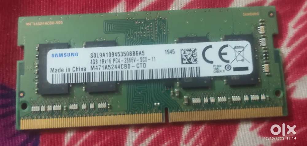 Two 4GB RAM, One Samsung another Starlite