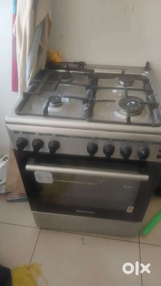 West point oven with 4 burner stove