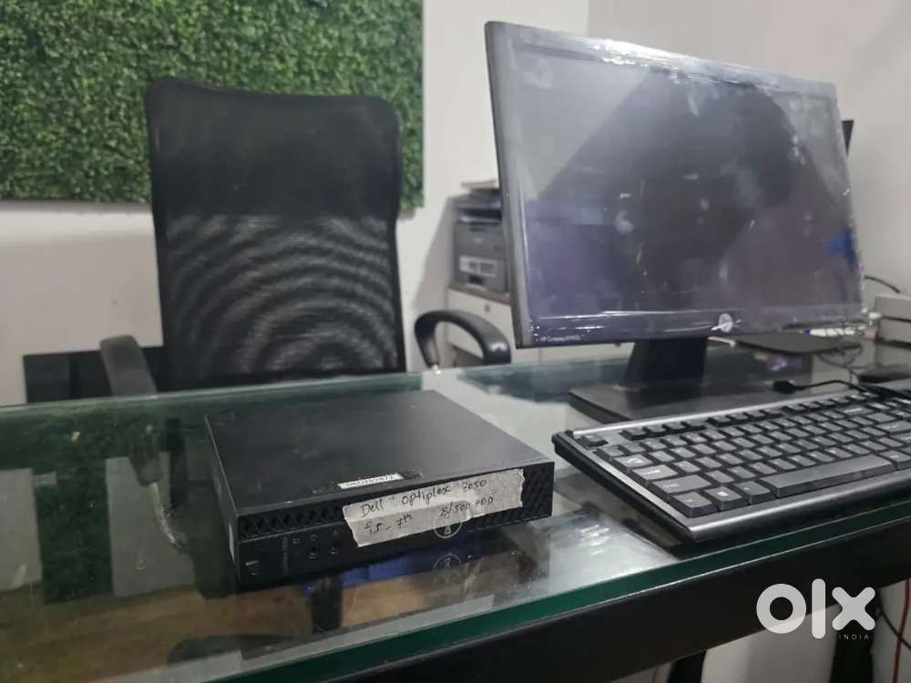 Pc computer. Dell hp Lenovo apple