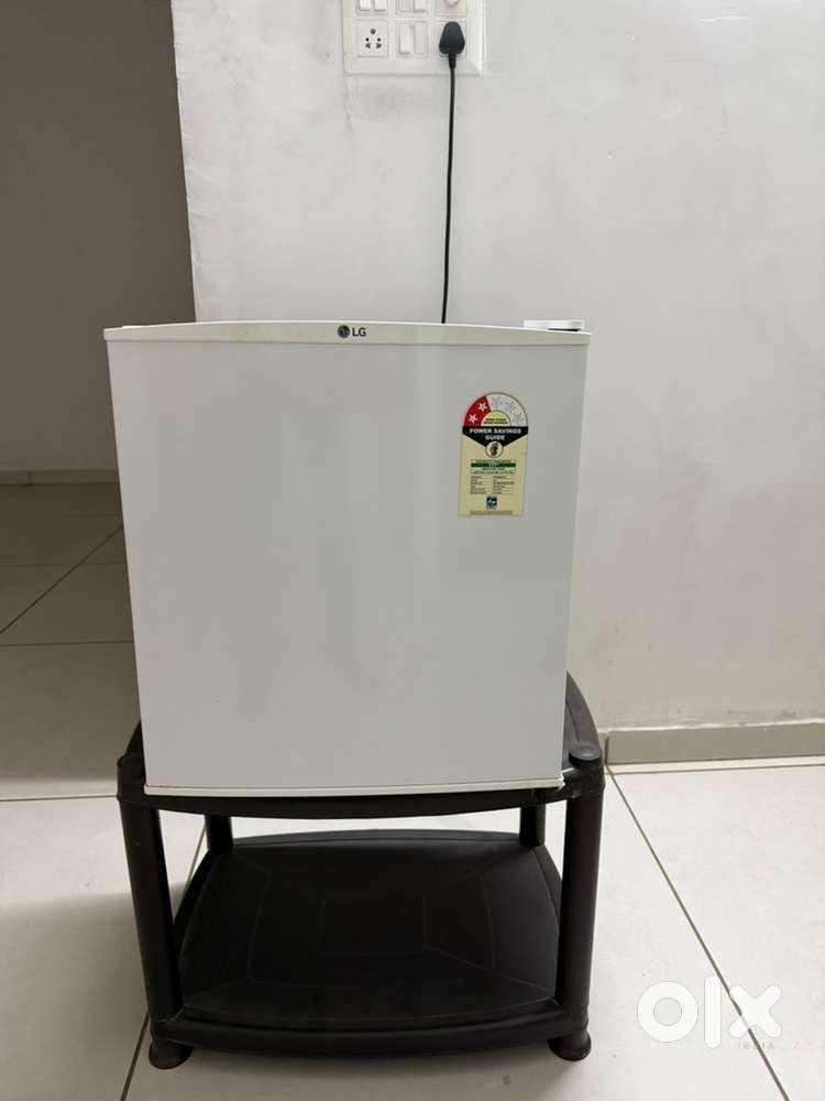 LG mini fridge 45 Liters