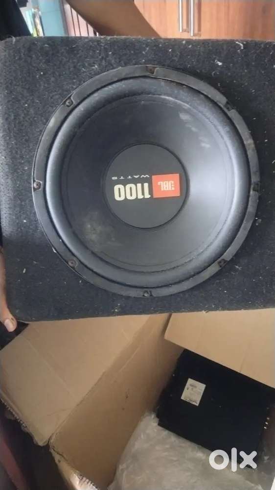 Jbl sub woofer