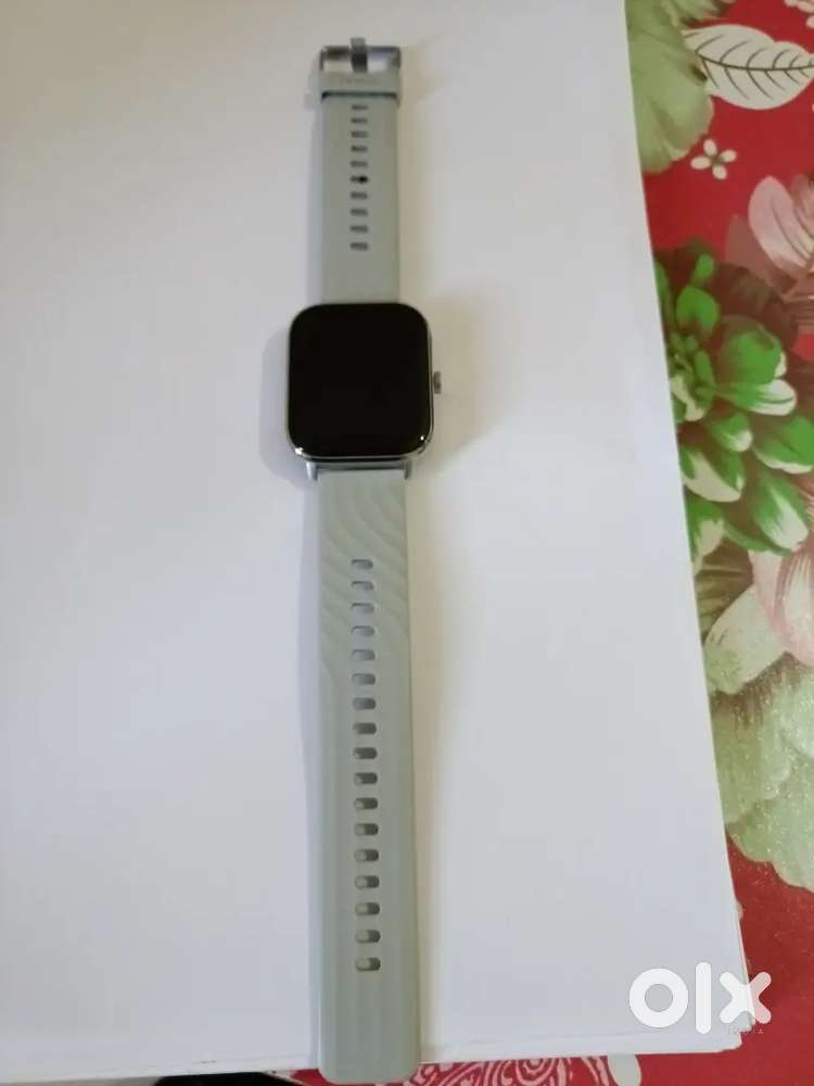 New Noise smart watch