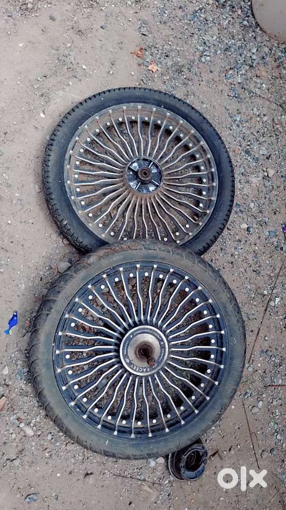 Splendor bike's Alloy wheel with tire