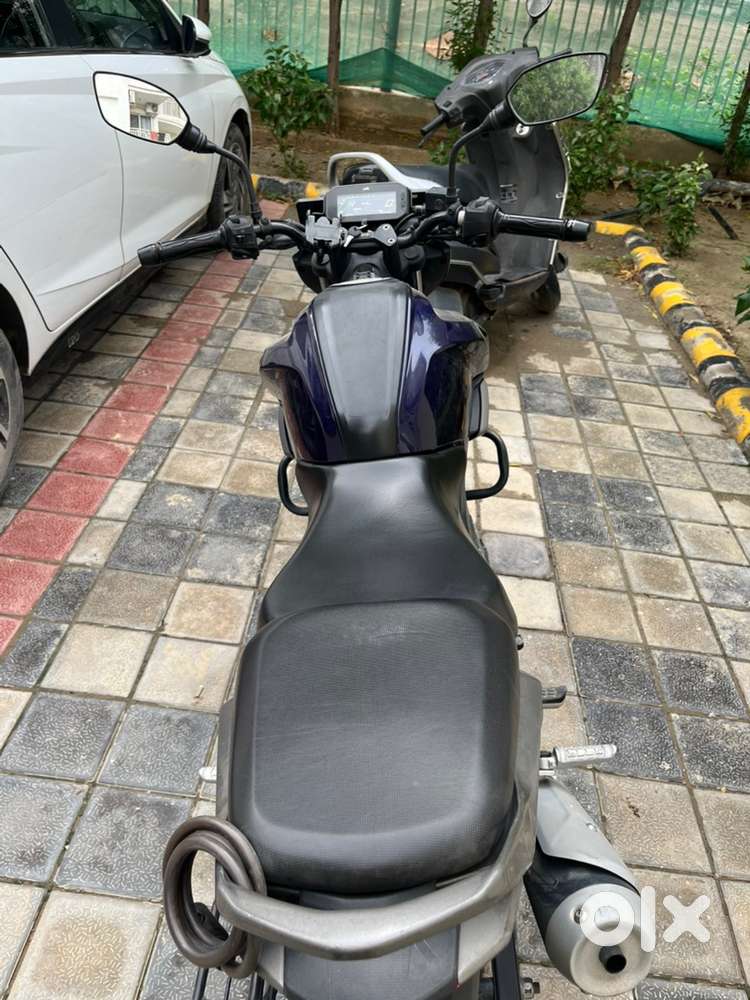 Front disc with split seat