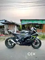 2022 Kawasaki Ninja ZX10R, SuperMint Condition, SC Titanium Full Sys.