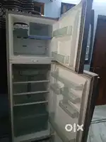SAMSUNG 319 Liters