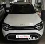 Kia Carens 1.5 Premium 7 STR, 2023, Petrol
