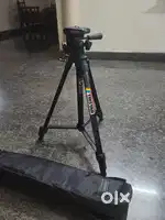 Tristar camera tripod