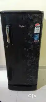 Whirlpool refrigirator for సాలె.