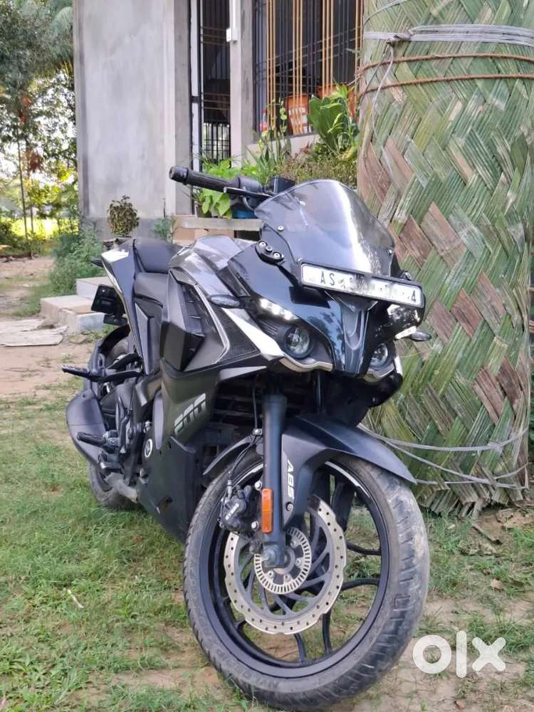 Bajaj RS200 bs6