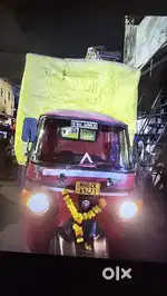 THREE wheeler tempo driver
