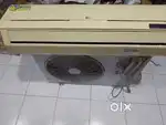 Lg 1 ton split AC (good working)