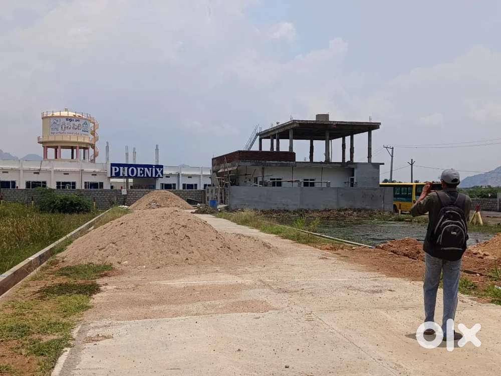 1). 127 గజాల ప్లాట్ ameenabad లో GNT to NRT Road