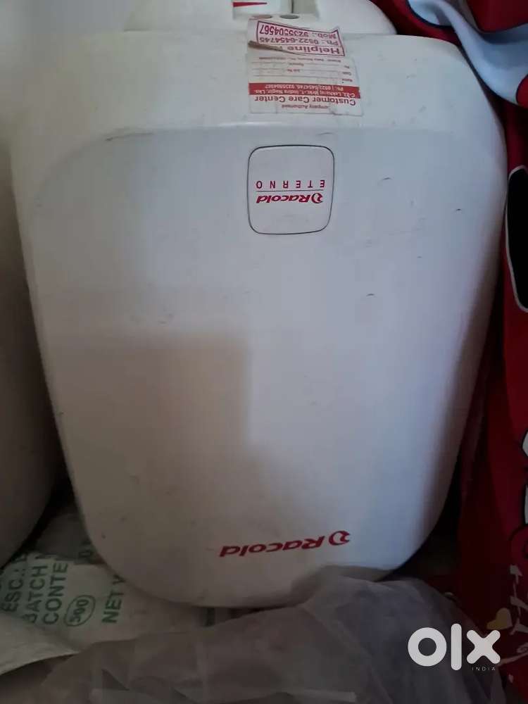 25 leter Geyser of Racold company.