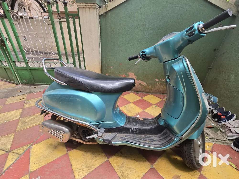 Vespa scooter having good condition