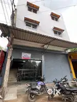 Commercial Building – 140 sq. yd. – Kakrola Main Road (Peepal Chowk)