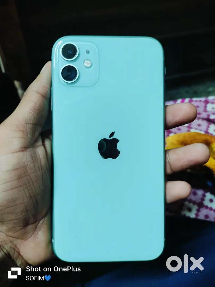 iPhone 11 All most brand New condition 75 helth bil box ase