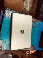 hp 15 laptop Core i5-6th gen 8gb Ram / 256gb SSD / wifi webcam blutoo