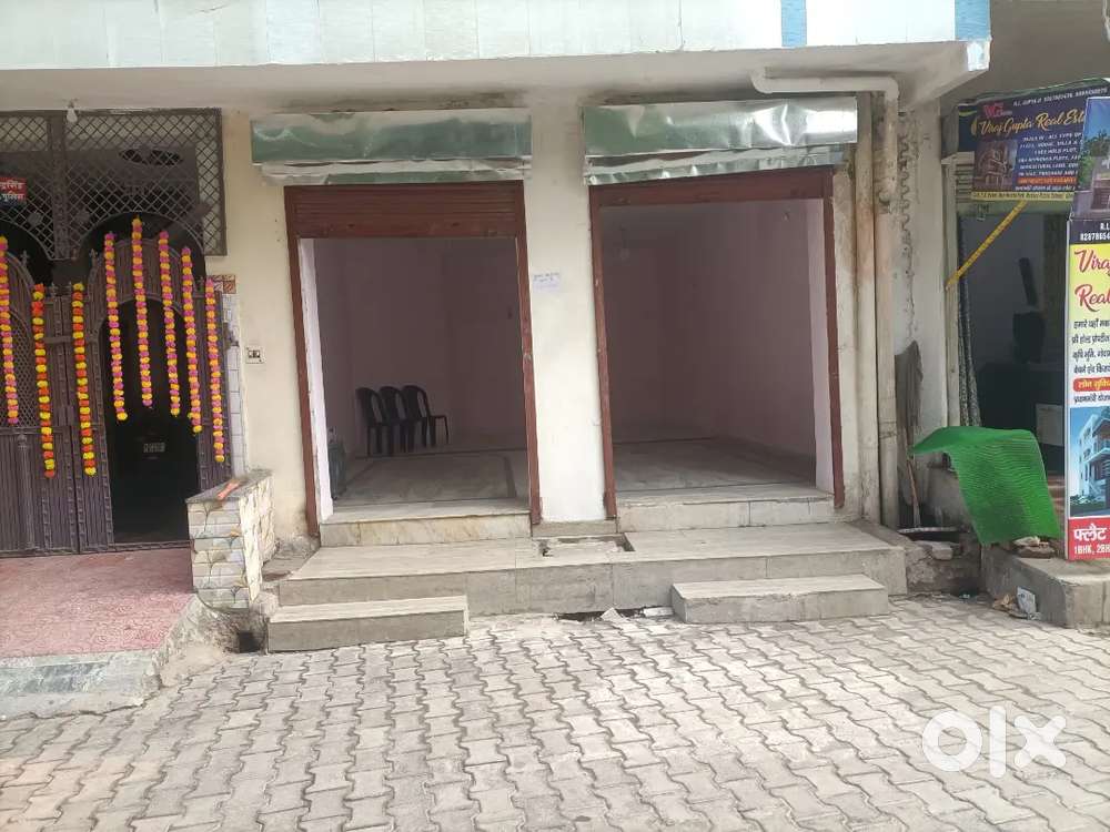 Shop for showroom