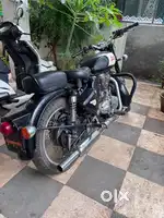 Classic 350 ( Black )