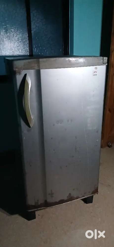 Fridge in Running condition