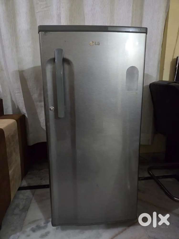 Refrigerator 183 Litre