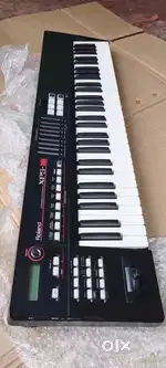 New Roland XPs 10 Keyboard