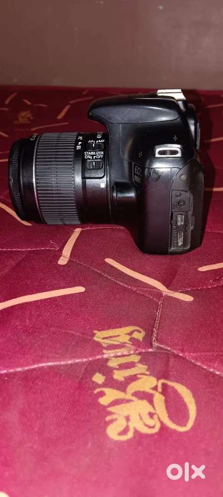 Canon  DSLR camera