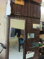 Yah kabaat mein lock nahin Hai aur big size hai Baki sab sahi hai