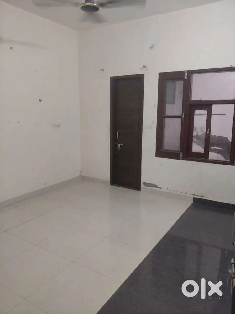 House on Rent for family