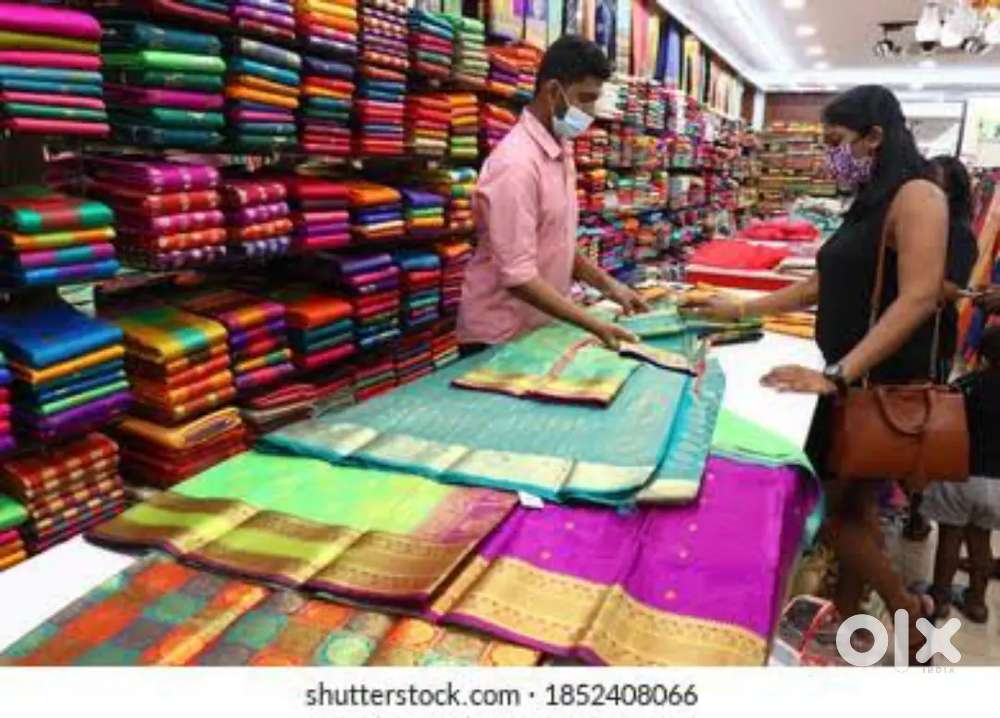 SAREE SHOWROOM  MALE FEMALE APPLY IN KANPUR LOCATION.