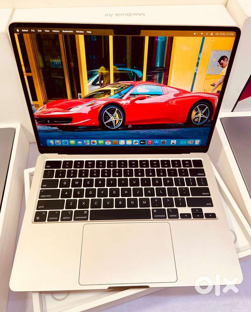 ( Mac huB ) - Apple MacBook Air 13inch m3 - 16 GB /256 (Apple warrnty)