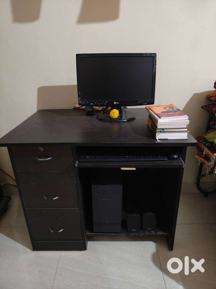 Computer system with table full setup