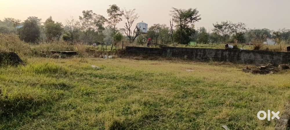 Plot near sterling resort sungal 30 marla