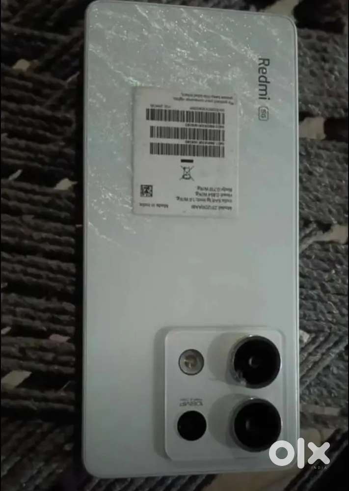 Redmi 13 5g (8+8/256) under warranty 2 month baki hai