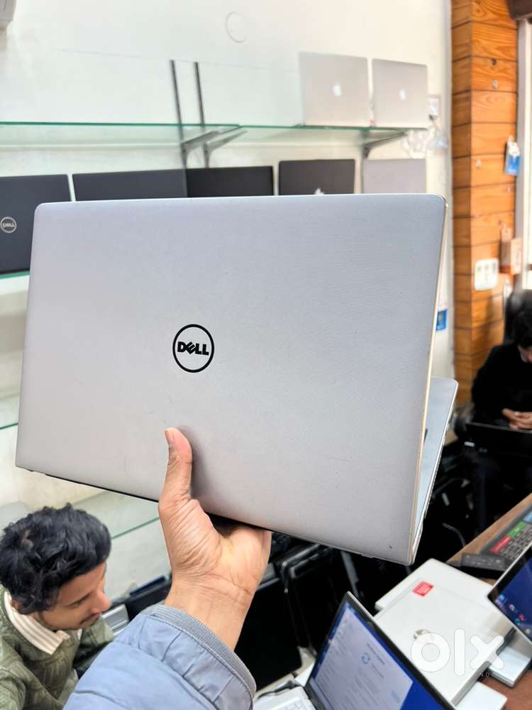 Dell i5 Touch screen 8/256 win 10 urgent sale