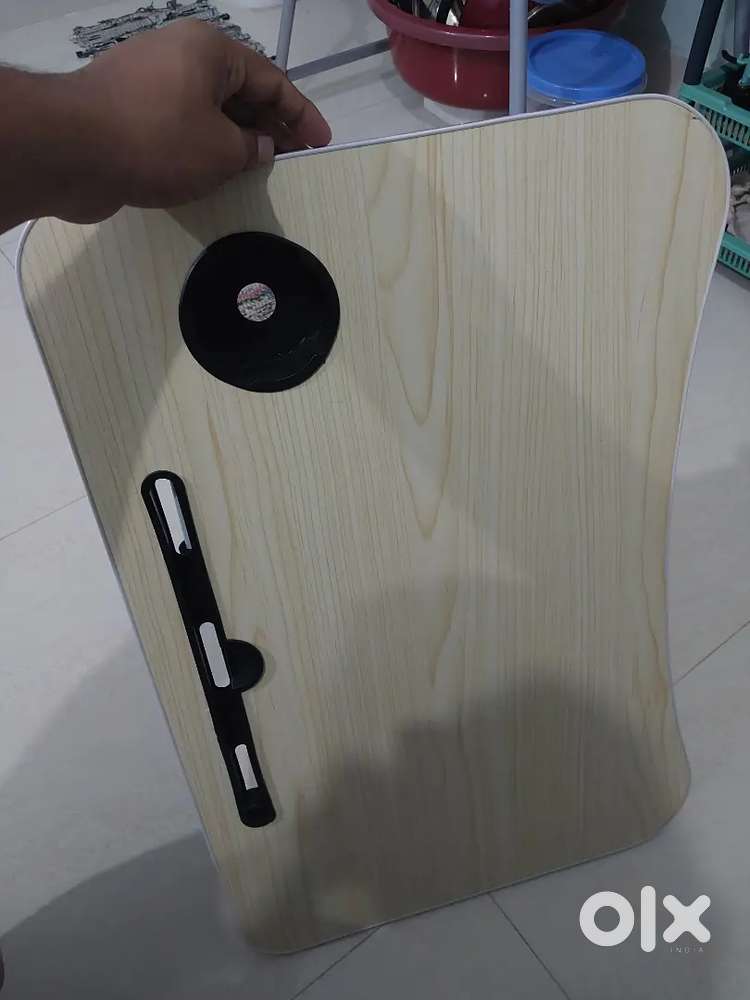 Study table (small)