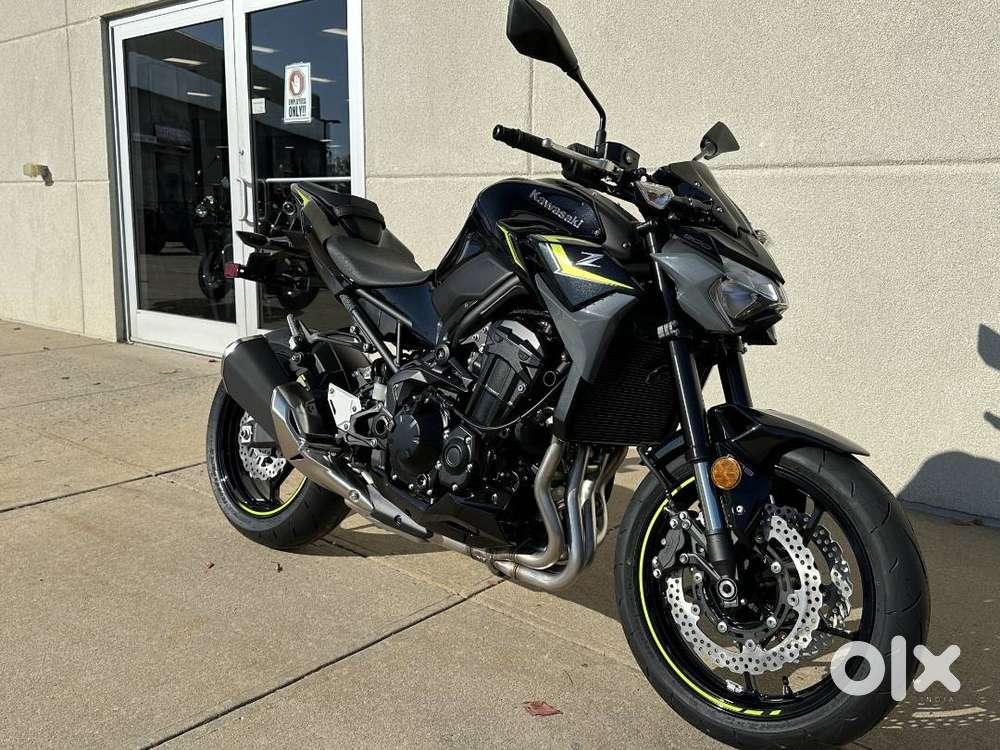 Kawasaki Z900 Grey & Black Edition – 6,000 KMs  Kawasaki Care