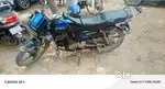 Hlka dhua de rhi h or.koi problem nahi h 1 hand gadi h