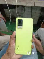 Vivi v21 5G urgent sell