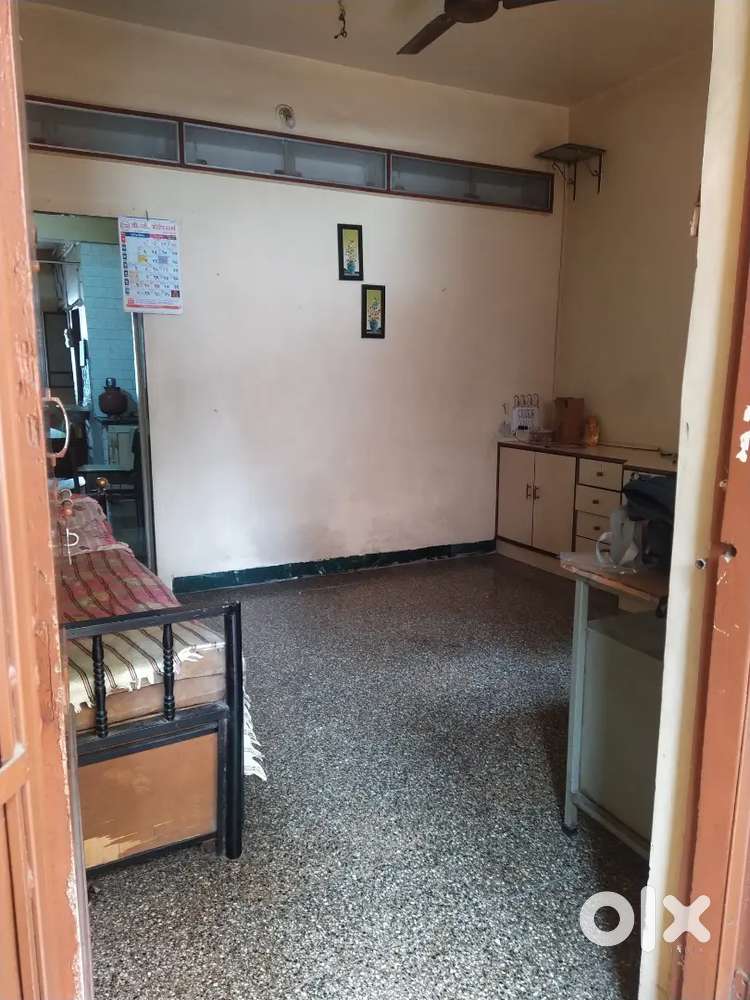 Urgently required 3 female roommates